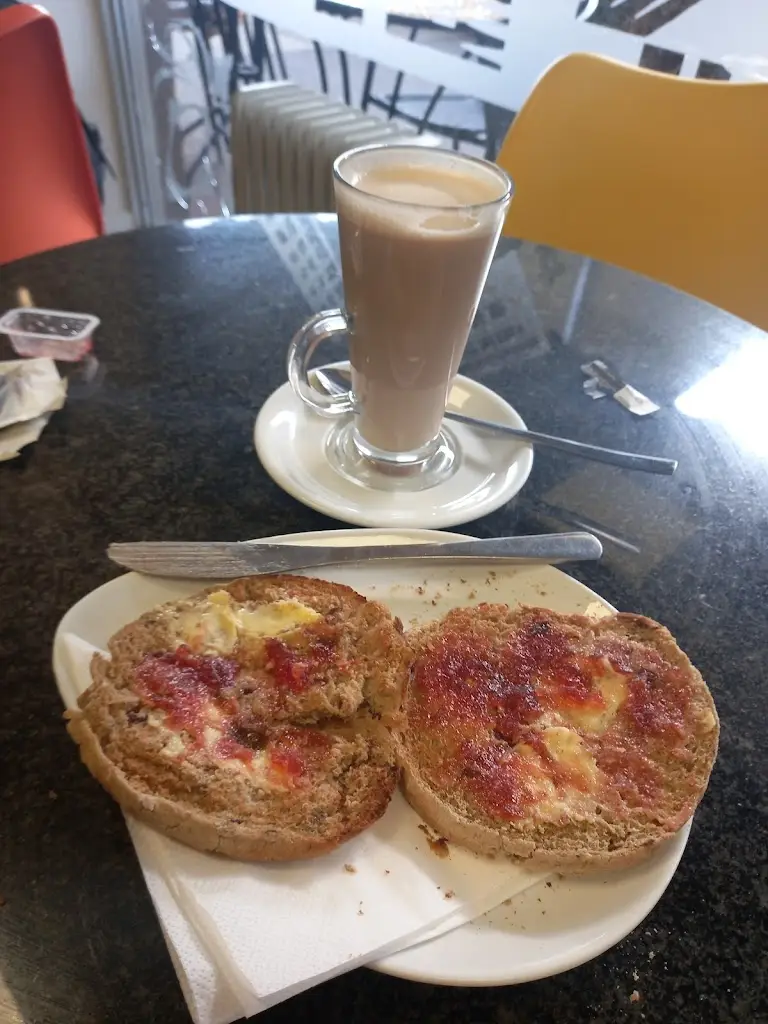 Cafe Mills_Market Deeping_slider_image_2