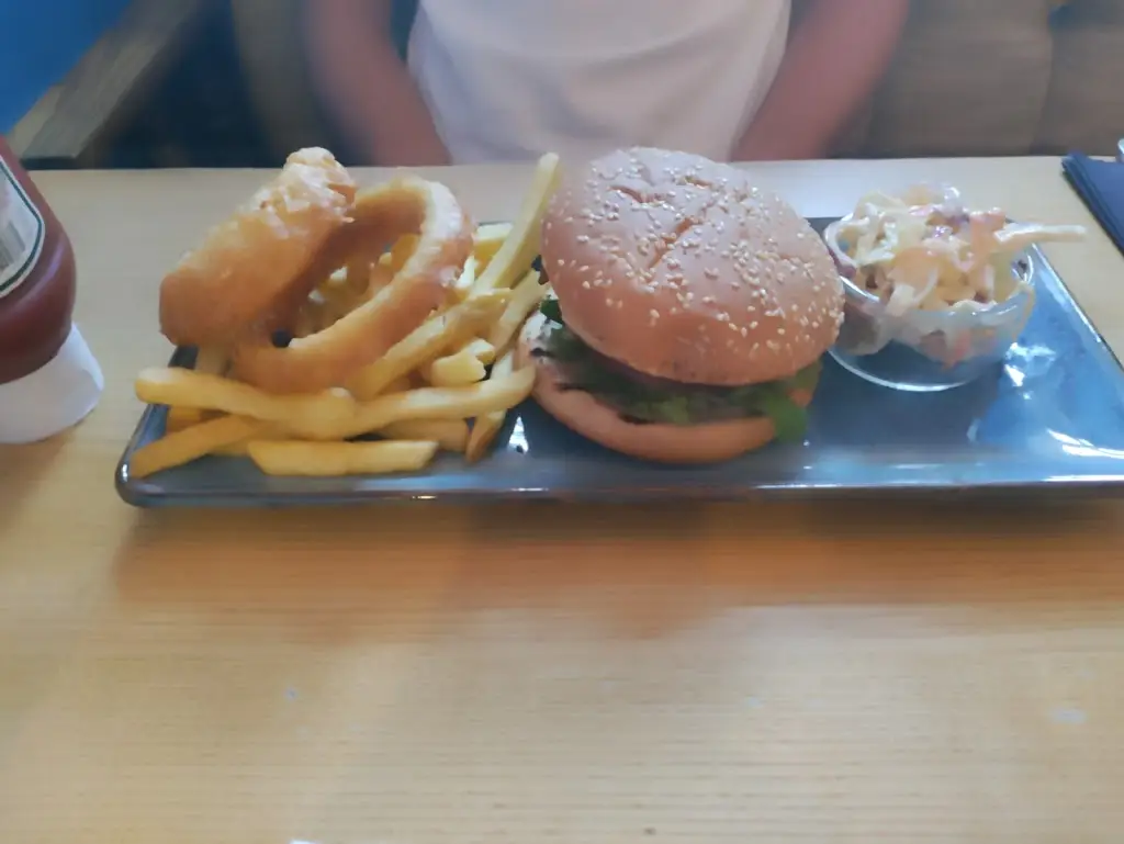 Menu_Coach & Horses_Markfield_image_7