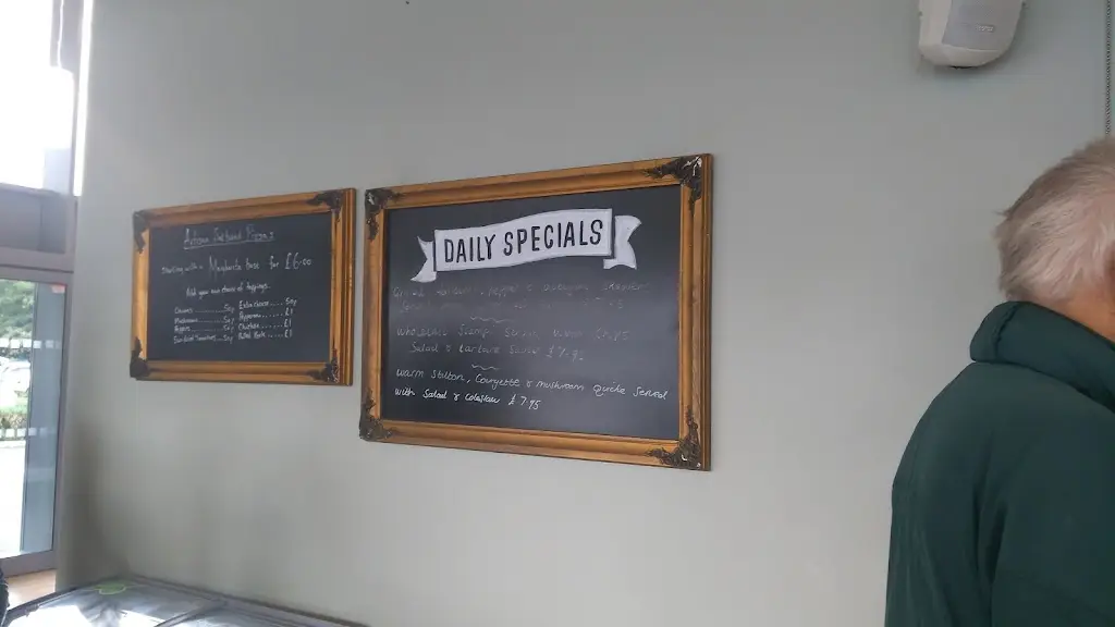 Menu_Lakeside Kitchen & Bar_Barnack_image_3