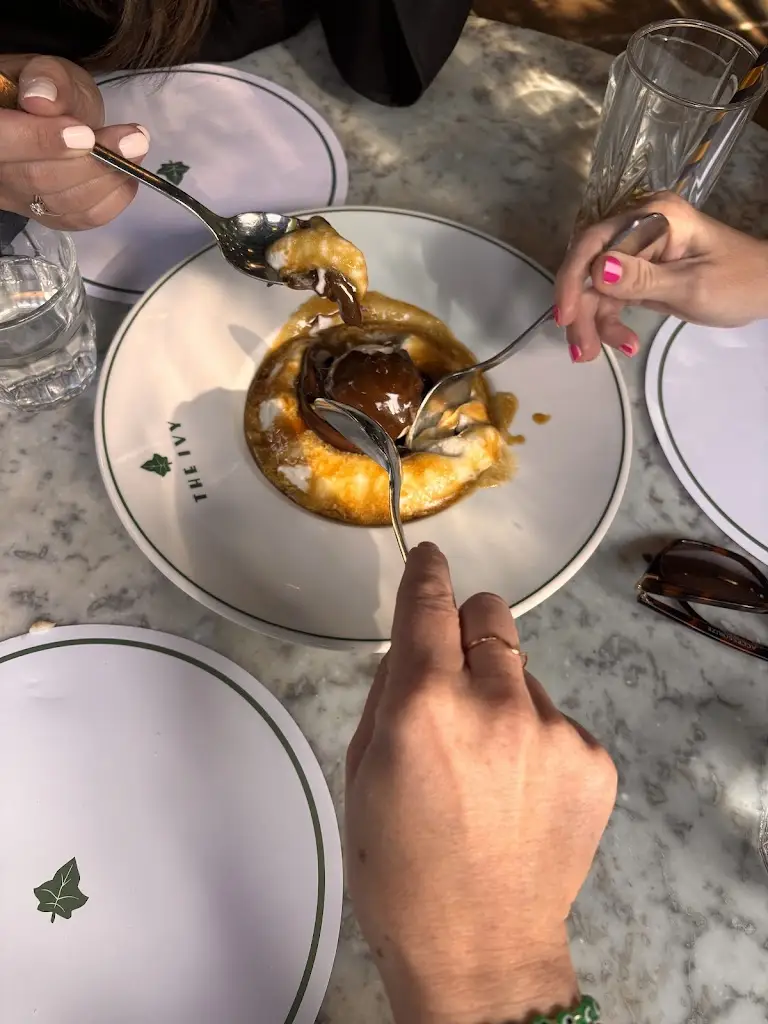 Carmel Bentham nee Abi-Aad_The Ivy Marlow Garden_Marlow_review