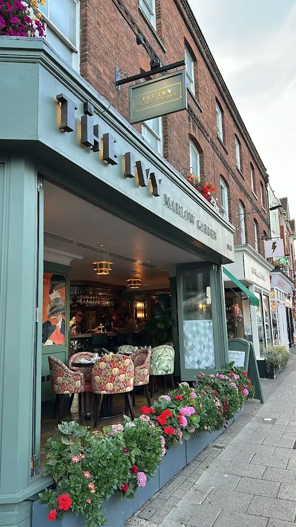 Felicia Gustavo_The Ivy Marlow Garden_Marlow_review