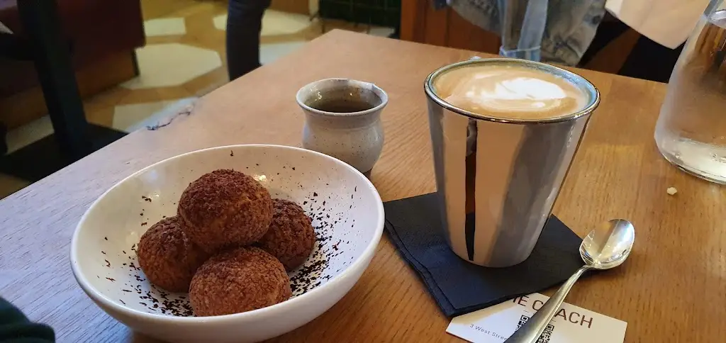 Menu_The Coach_Marlow_image_9