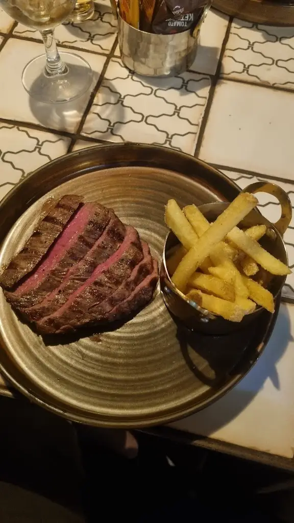 Steven Buss_Paten & Co_Barnack_review