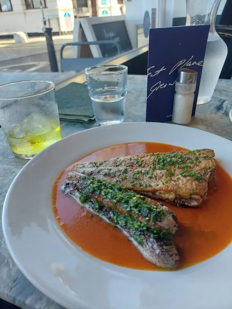 Alexandra Badea_Angela's_Margate_review