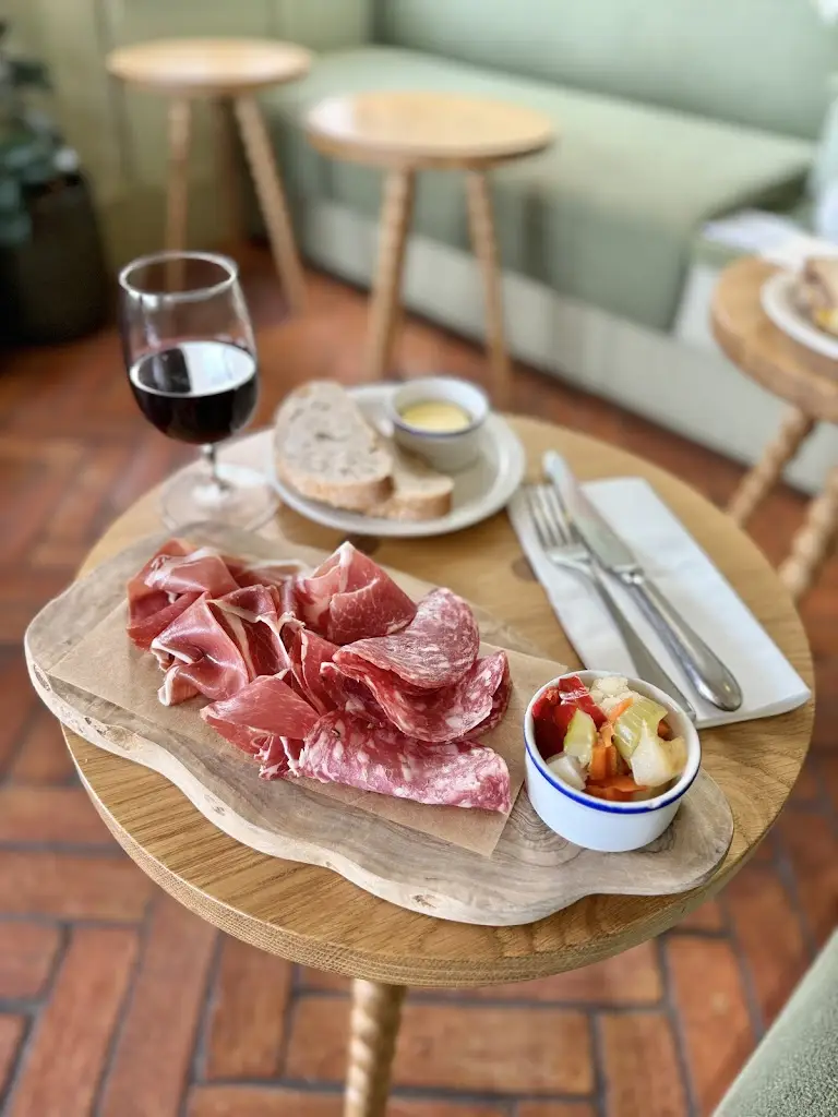 Colina_Margate_slider_image_2