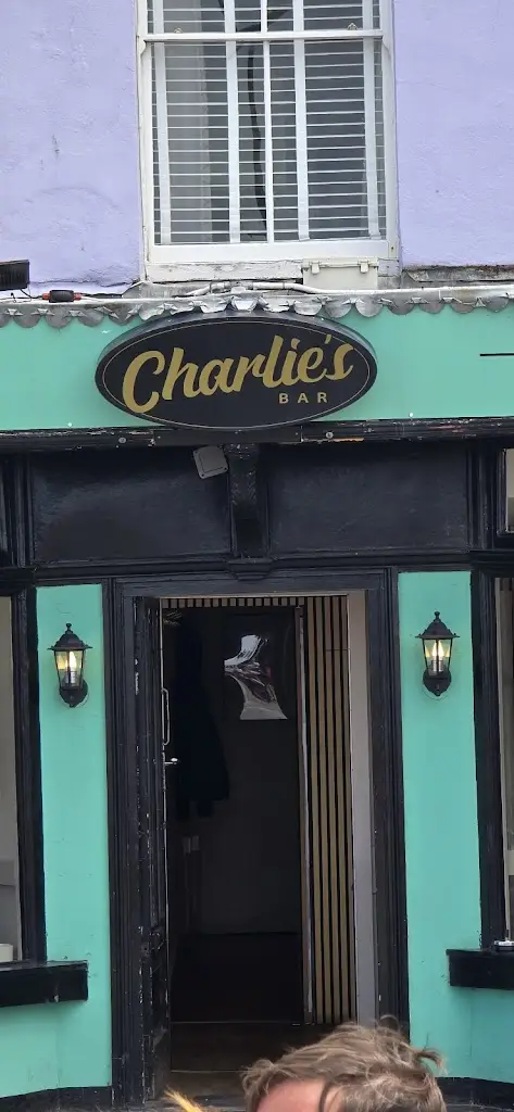 Stef Neves_Charlies_Margate_recensione