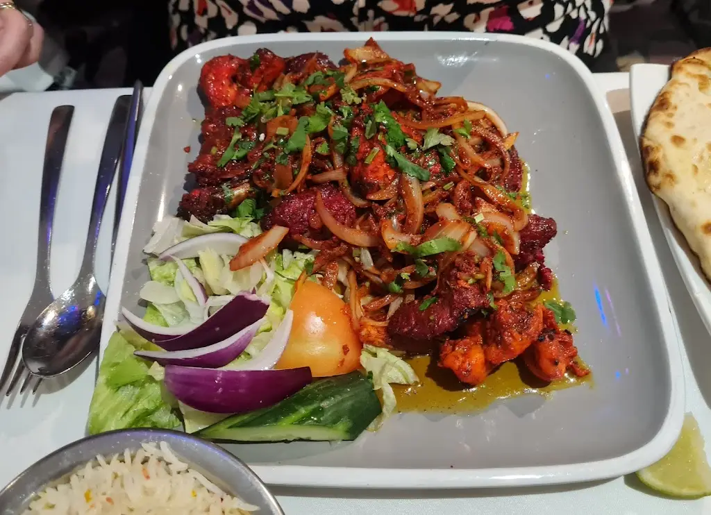 Lounge India_Marston Moretaine_slider_image_2