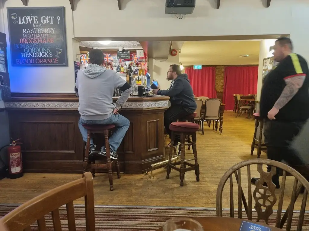 The Bell_Marston Moretaine_slider_image_3