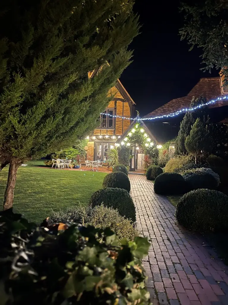 Moreteyne Manor_Marston Moretaine_slider_image_3