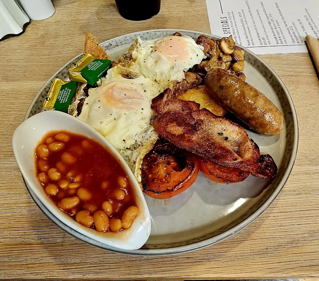 Iain Wooding_Cafe Verde_Mattishall_review