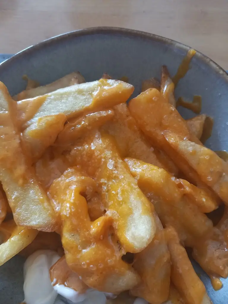 Steven Alexander Simmonds_JC's Bistro_Martham_review