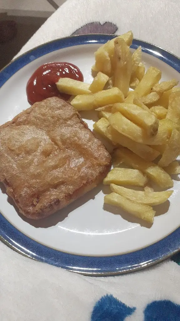 Amy T_Taylors Fish & Chip Shop_Martham_review