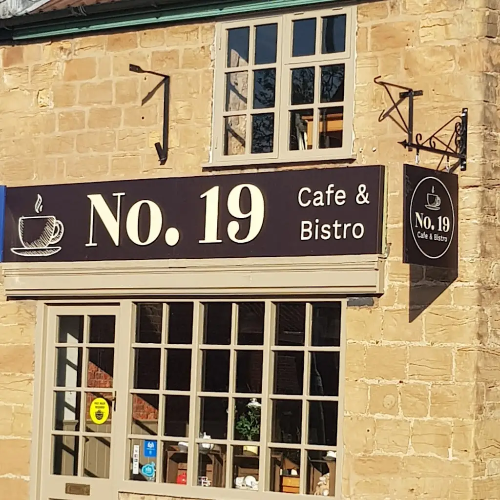 No.19 Cafe & Bistro restaurante en Market Warsop