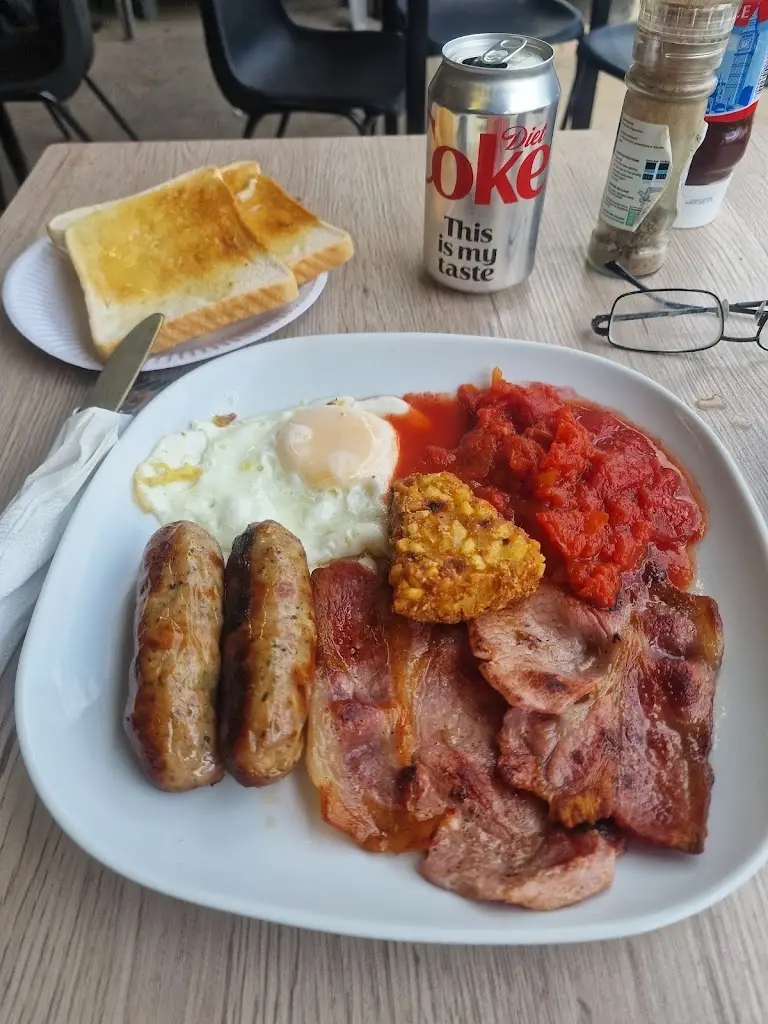 The Grilla @ Trade Timber Supplies_Market Warsop_slider_image_3