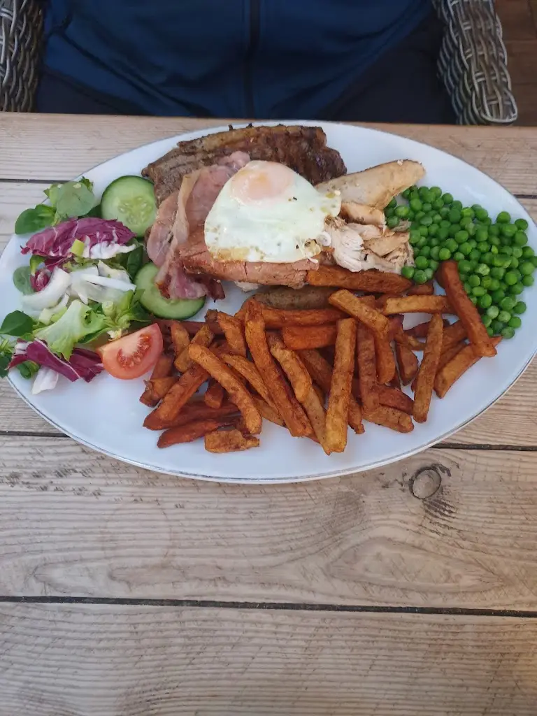 Menu_The Gate Hotel_Market Warsop_image_9