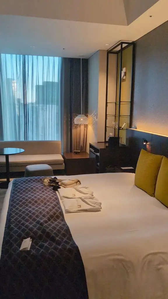 Steve Keogh_The Gate Hotel_Market Warsop_review