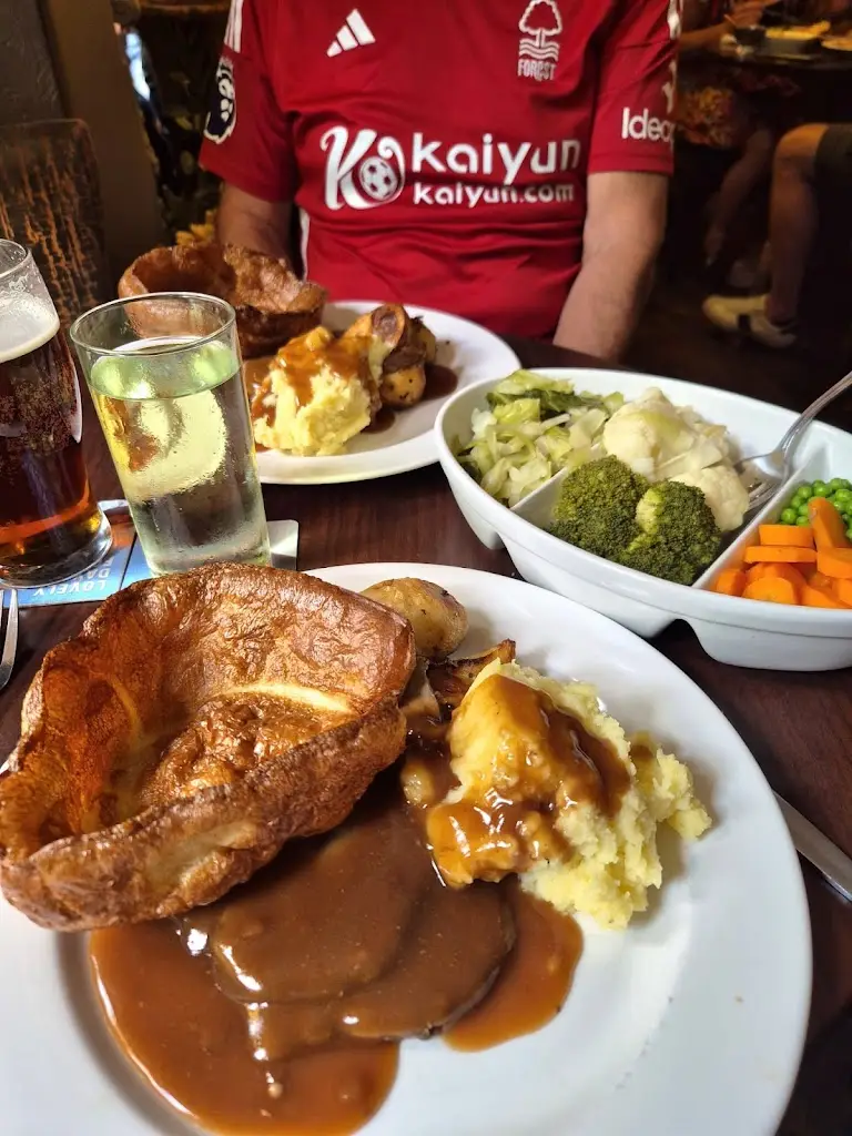 Mark Stapleton_The Jug & Glass Inn_Market Warsop_recensione