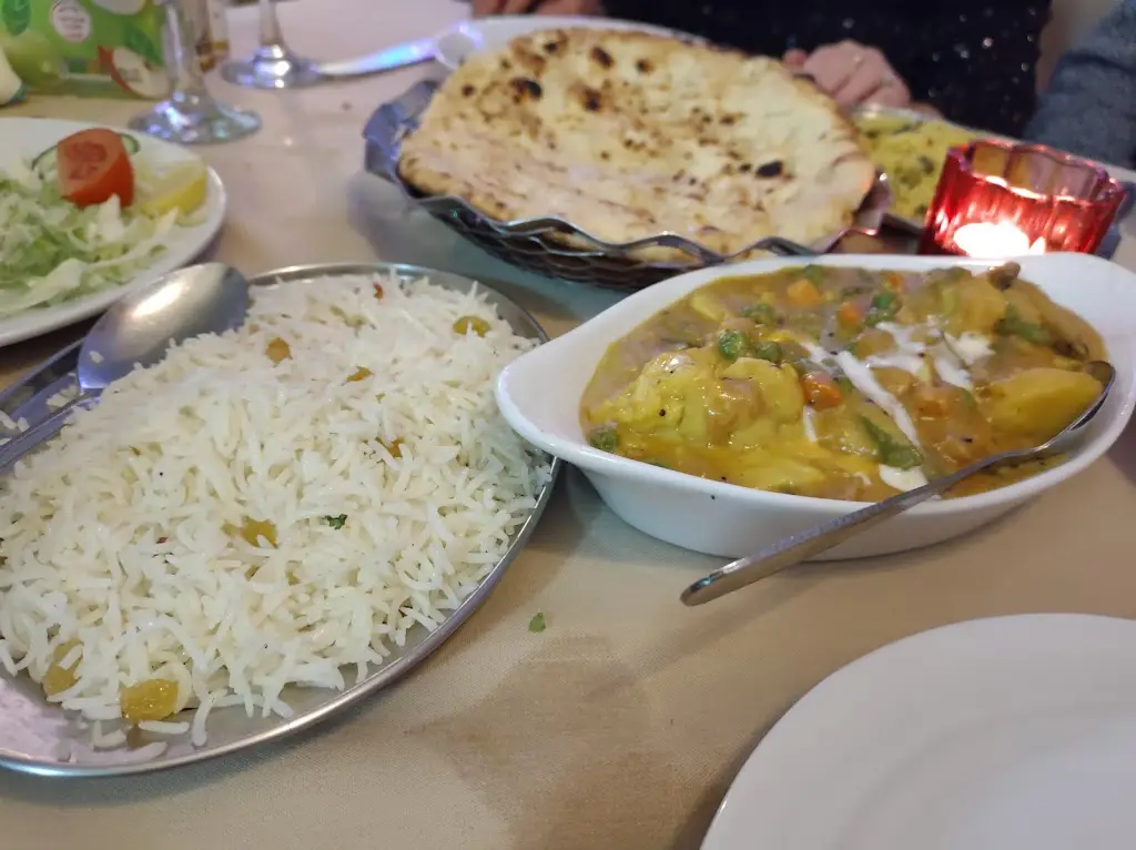 Mint Indian Restaurant & Takeaway_Market Warsop_slider_image_2