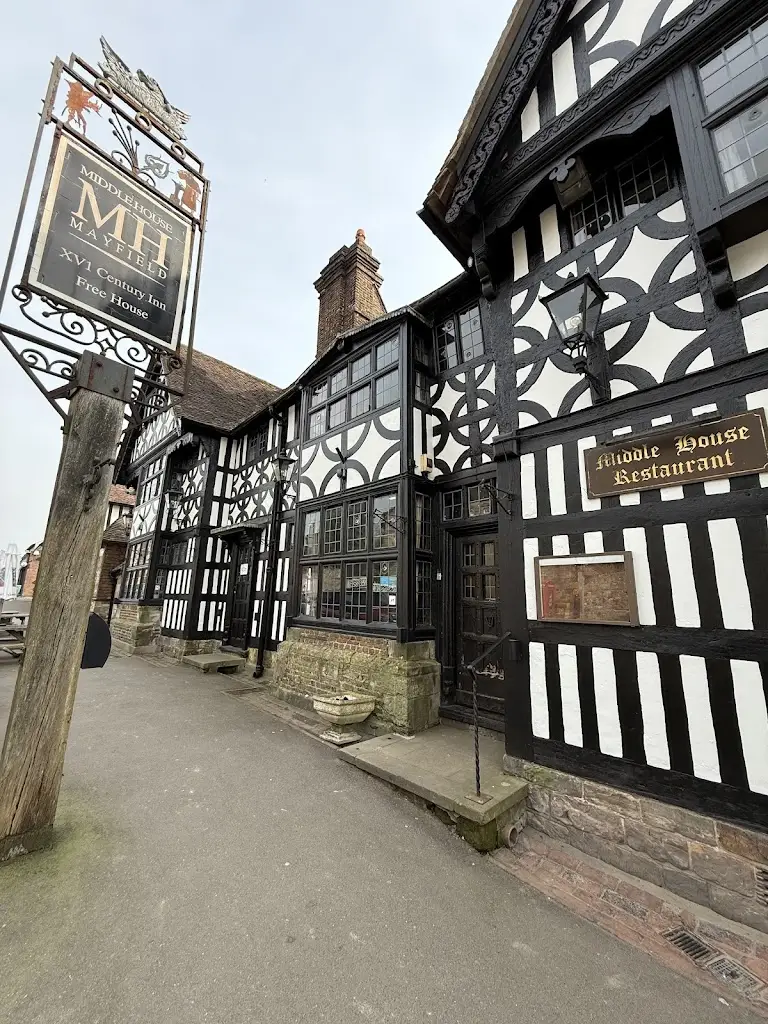 The Middle House_Mayfield_slider_image_3