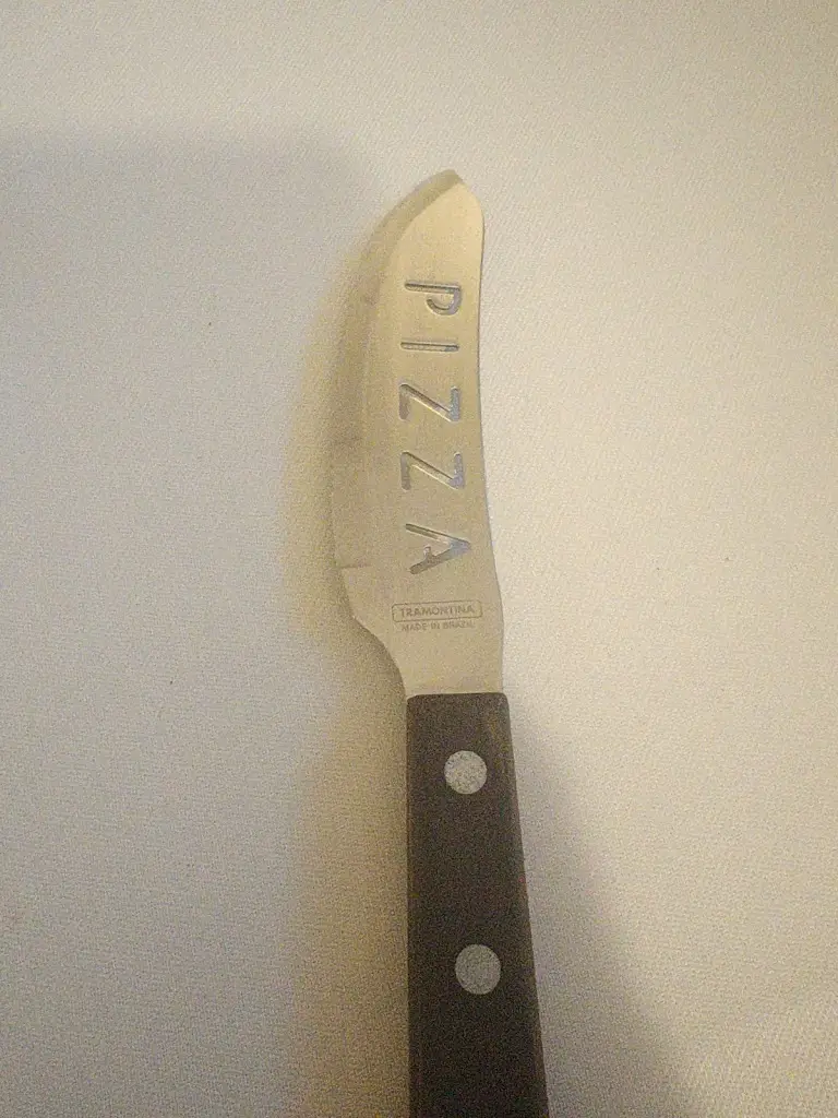 Rachael Wells_Pino's_Marlborough_review