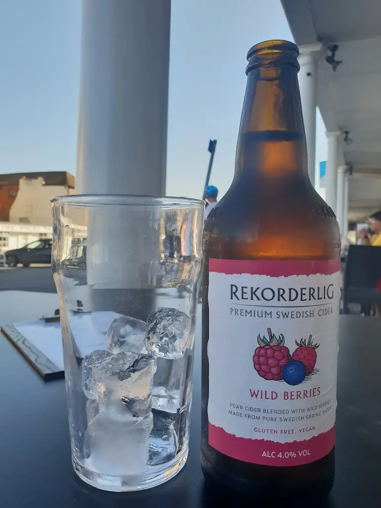 Menu_Castle & Ball_Marlborough_image_9