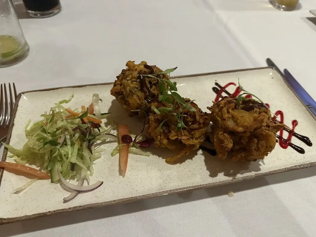 Rachel Wheeler_The Burj at The Bell (West Overton)_Marlborough_review