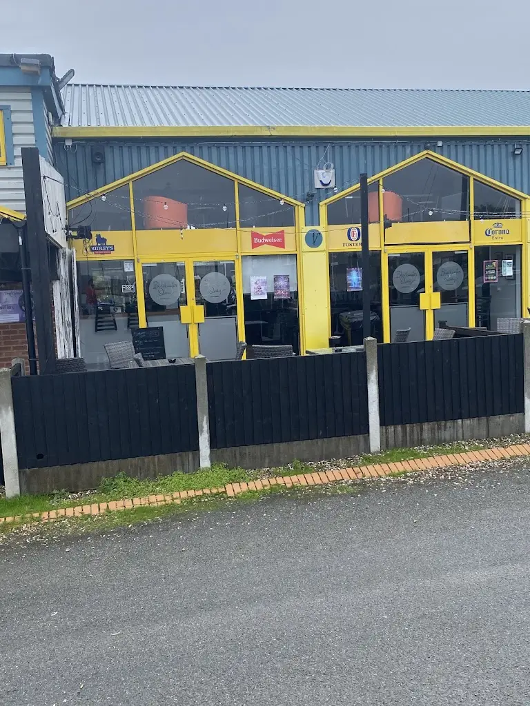 Colin Campbell-Austin_Blackwater Quay Bar_Mayland_Bewertung