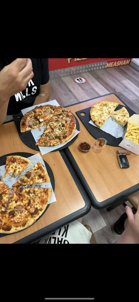 ryan garlick_Measham Pizza Hub_Measham_review