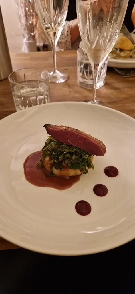 Kelly Blake_Dougie's_Barrowby_review