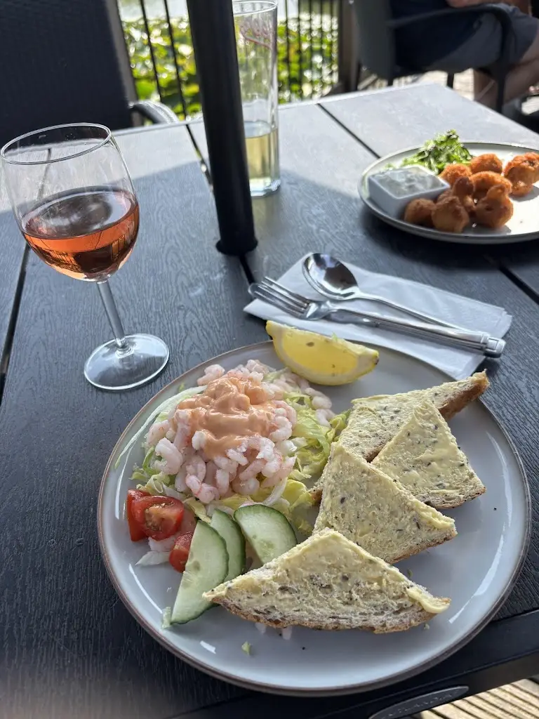 Varvara_Lakeside Bistro_Measham_recensione