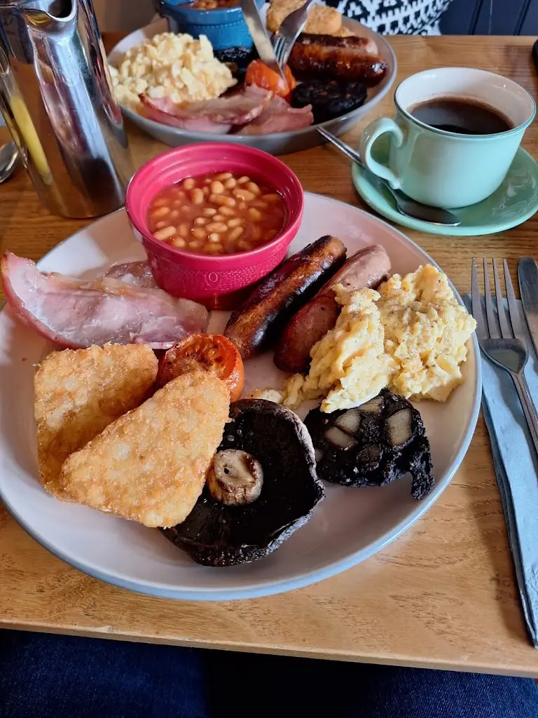 Carla Bailey-Mawson_The Bay Horse_Masham_review