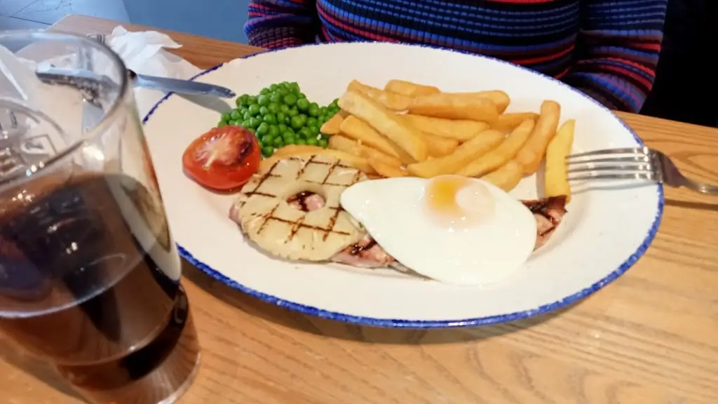 Peter Wood_Water Meadow_Melksham_review