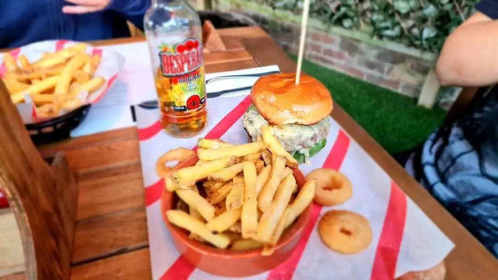 Menu_The Sugar Loaf_Meppershall_image_7