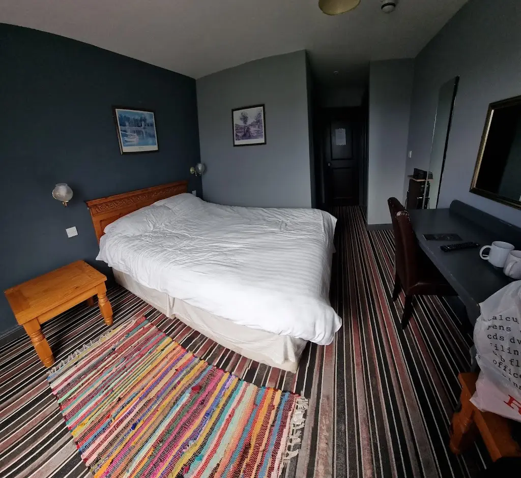 colin jarrett_The Airman Hotel_Meppershall_review