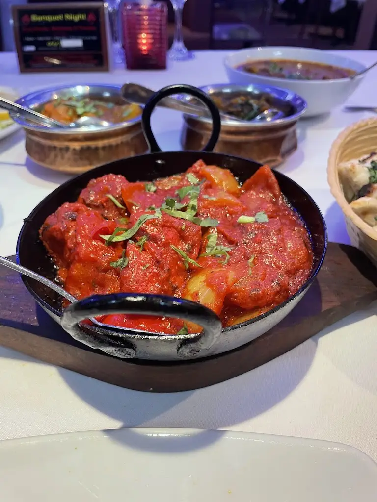 Amy Kruse_Dalchini Spice_Meppershall_review