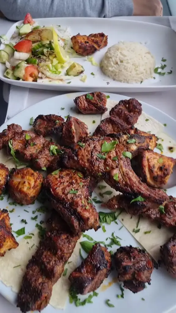 The Airman Kitchen_Meppershall_slider_image_2