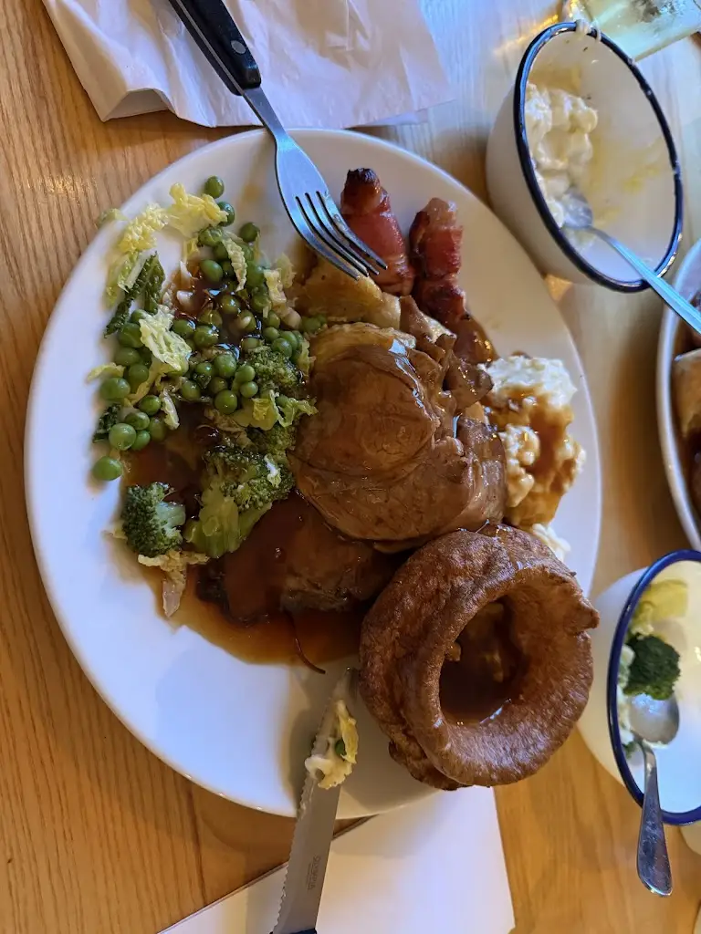 Ali Moffat_The Boundary House_Methley_review