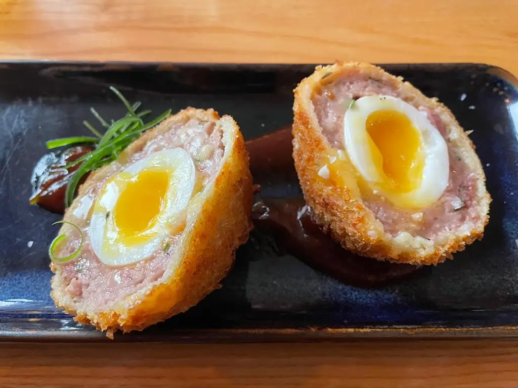 Andrew Booth_The Boundary House_Methley_review