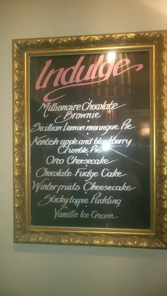 Menu_Dolphin_Melbourn_image_3