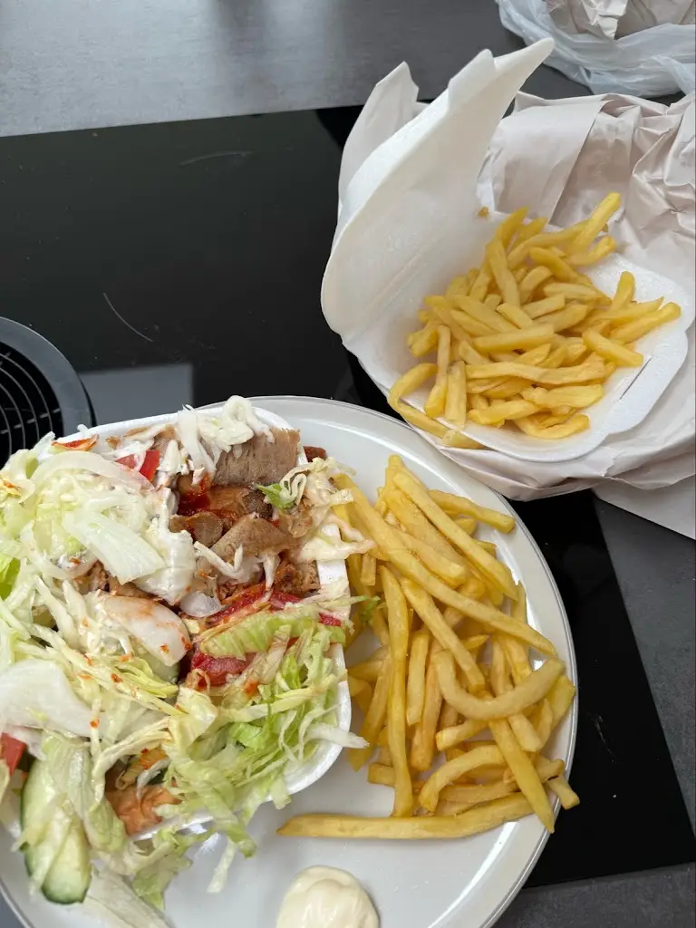 Ashleigh Dueker_Melbourn Kebab Van_Melbourn_recensione