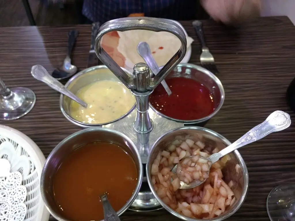 Menü_Meltham Balti_Meltham_Bild_3