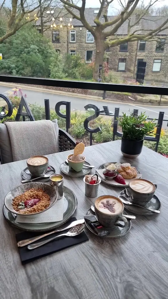 Lu’s Place_Meltham_slider_image_2