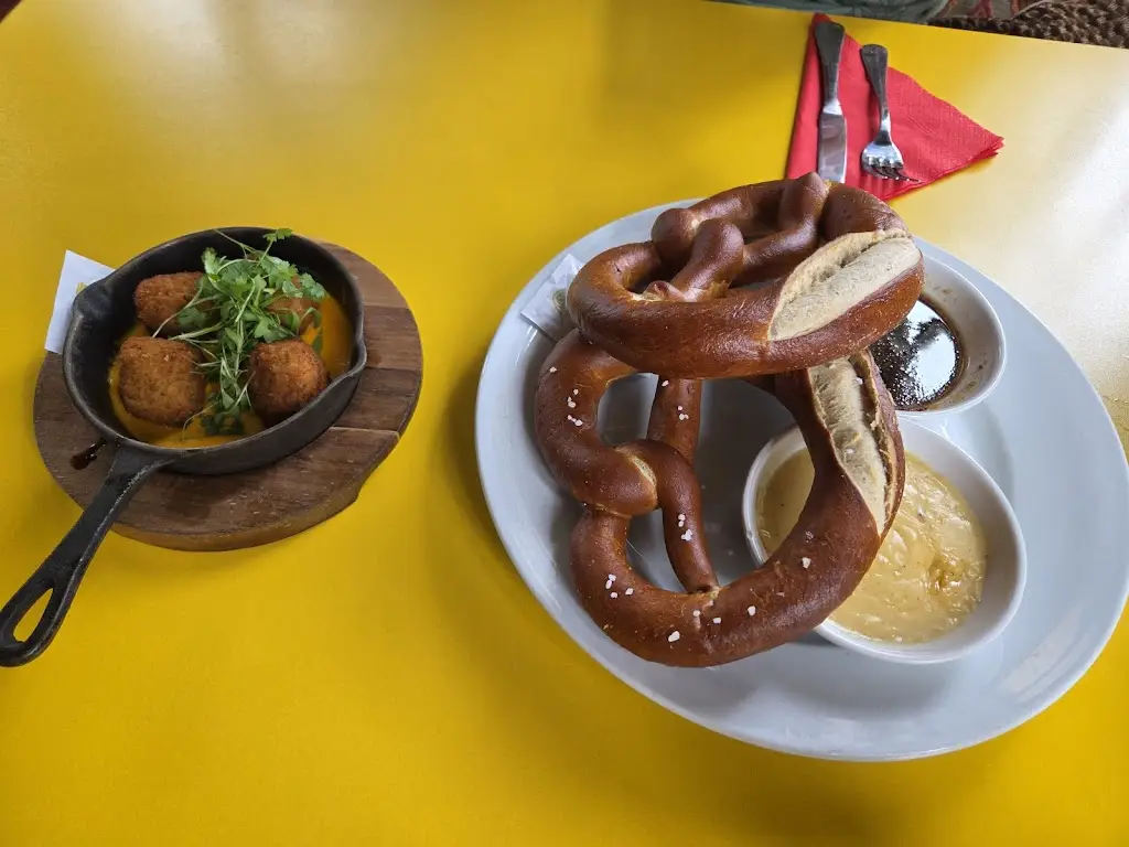 Jolly Postie_Meldreth_slider_image_3