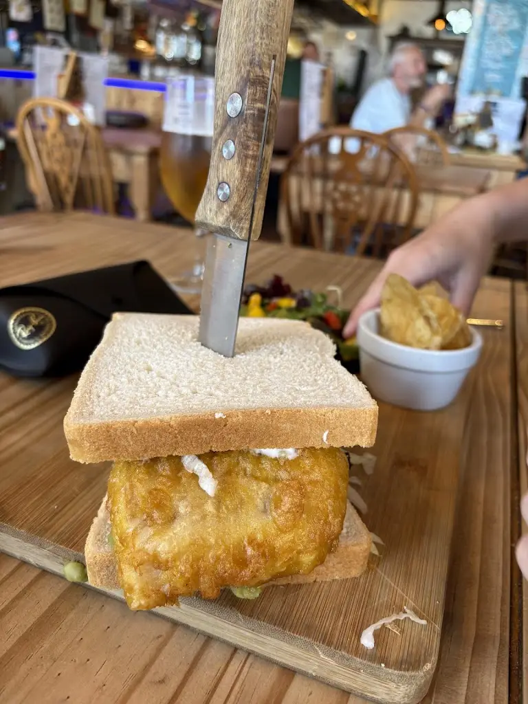 James Davis_Harbour Tavern_Mevagissey_review