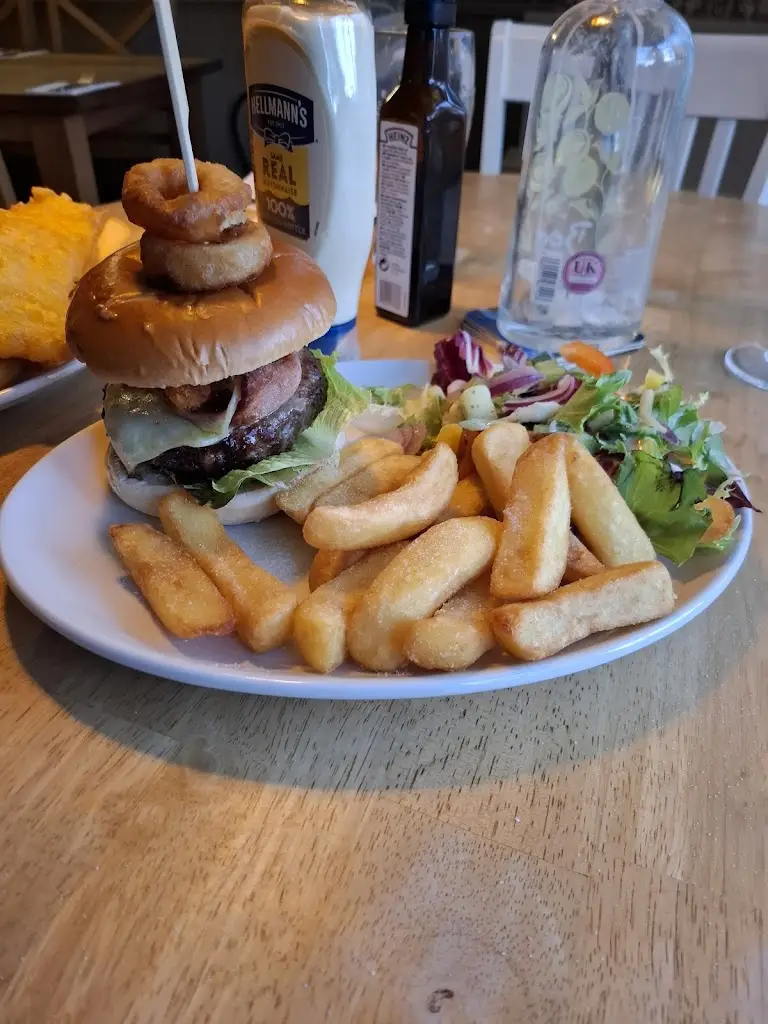 Adam B_Bakers Arms_Aldbourne_review