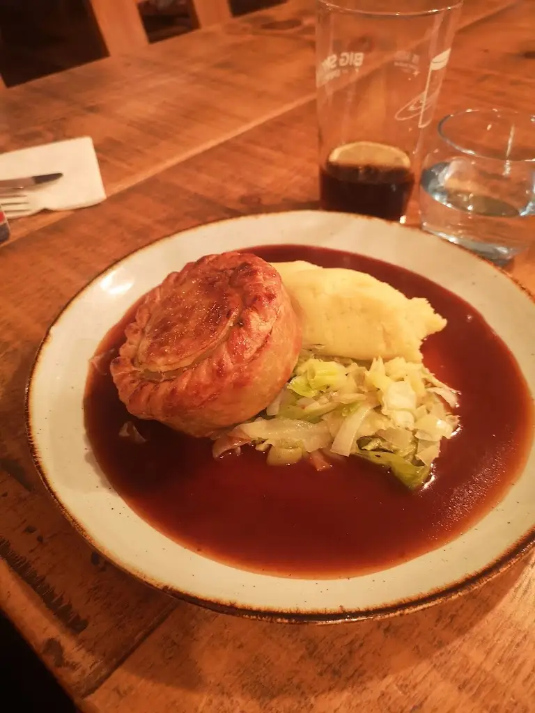 Menu_The George_Barnham_image_6