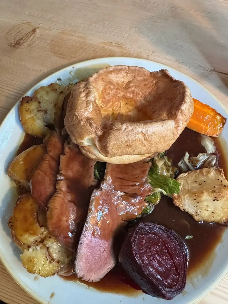 Amity Reed_The George_Barnham_review