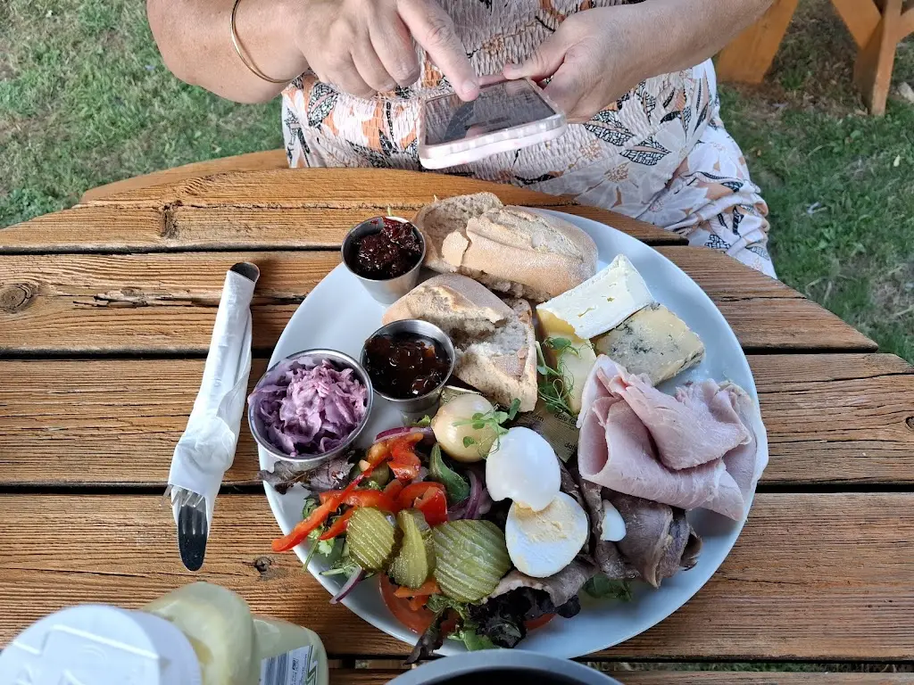 David Williams_The Royal Oak_Milborne St Andrew_review