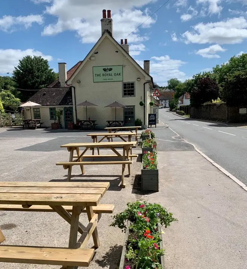 The Royal Oak_Milborne St Andrew_slider_image_3