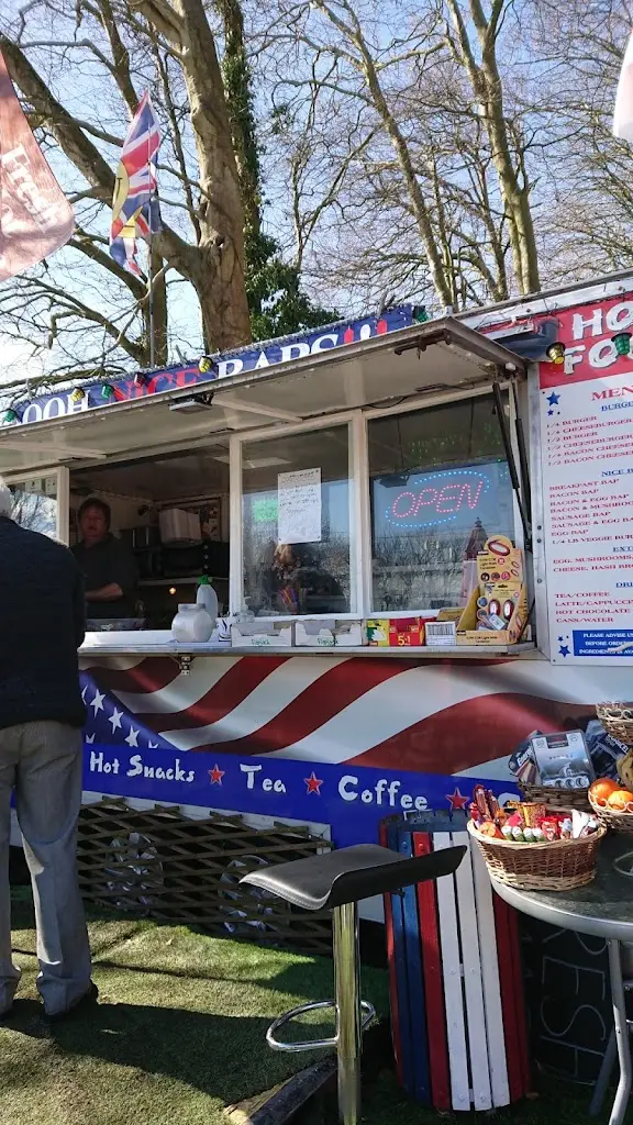 Ooh, nice baps!_Milborne St Andrew_slider_image_1